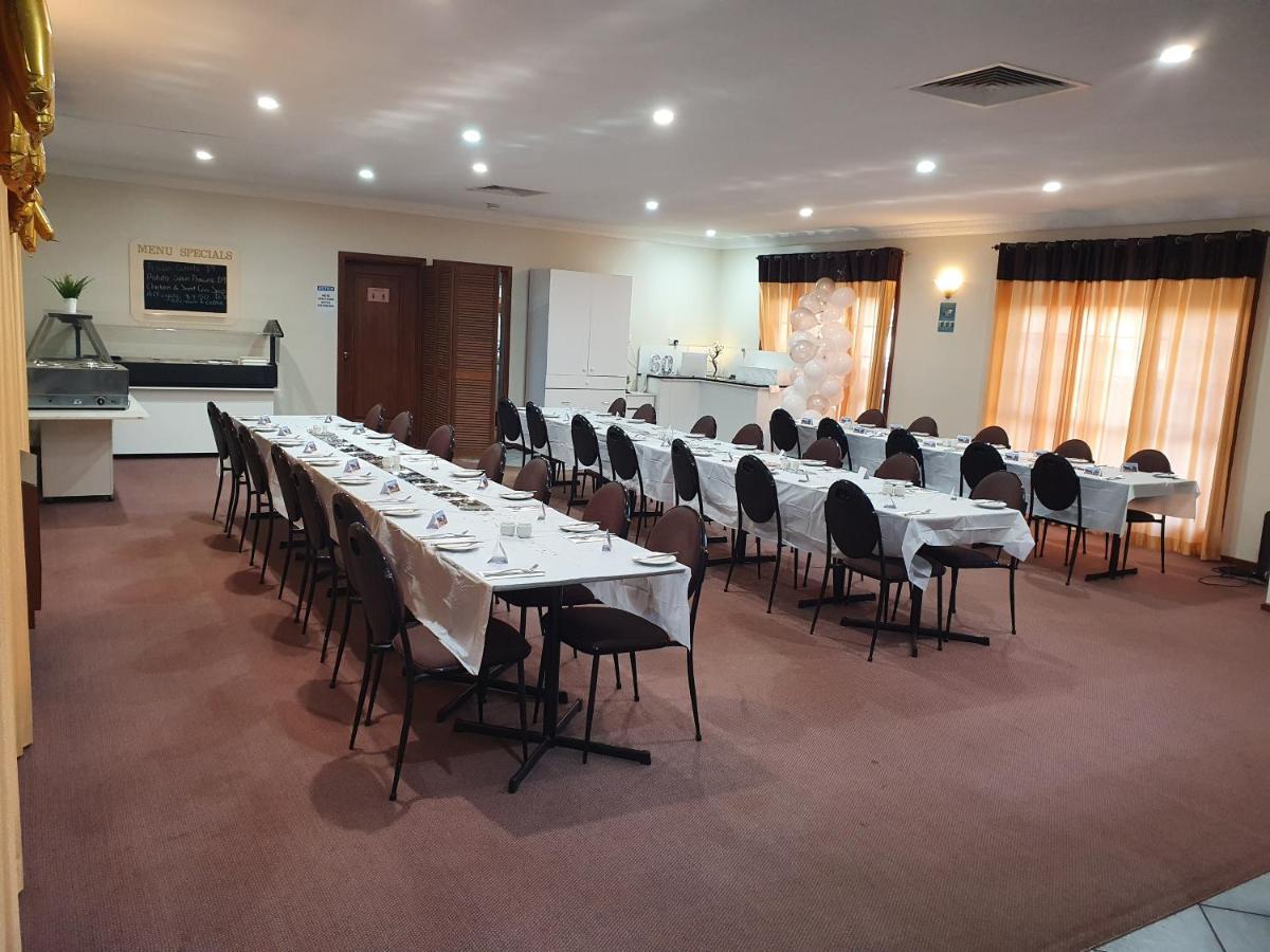 Roundhouse Motel Peterborough Luaran gambar