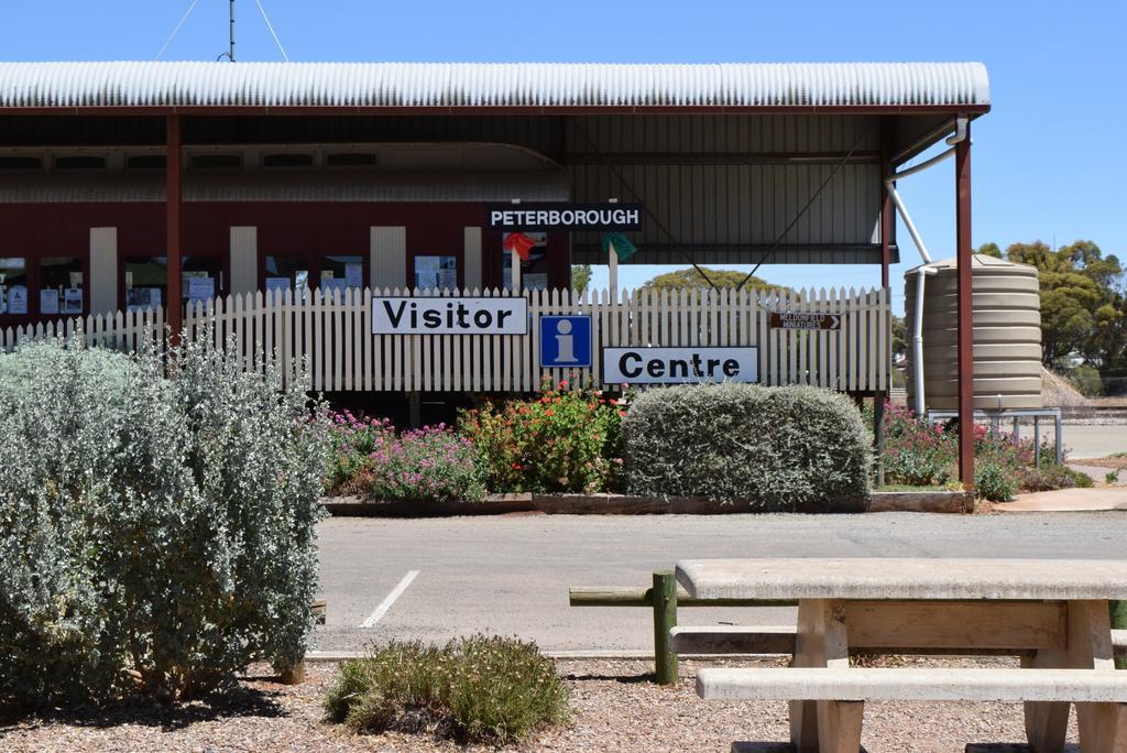 Roundhouse Motel Peterborough Luaran gambar