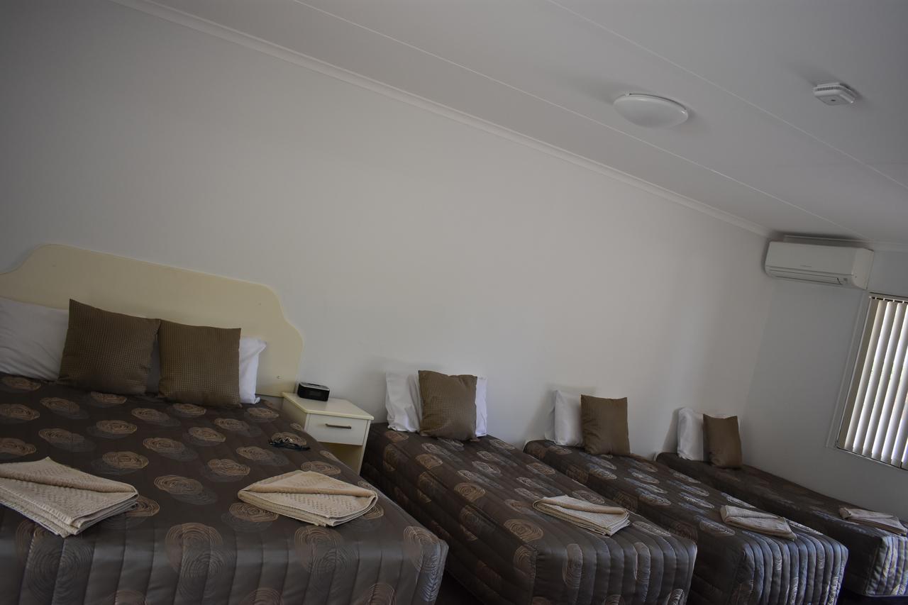 Roundhouse Motel Peterborough Luaran gambar
